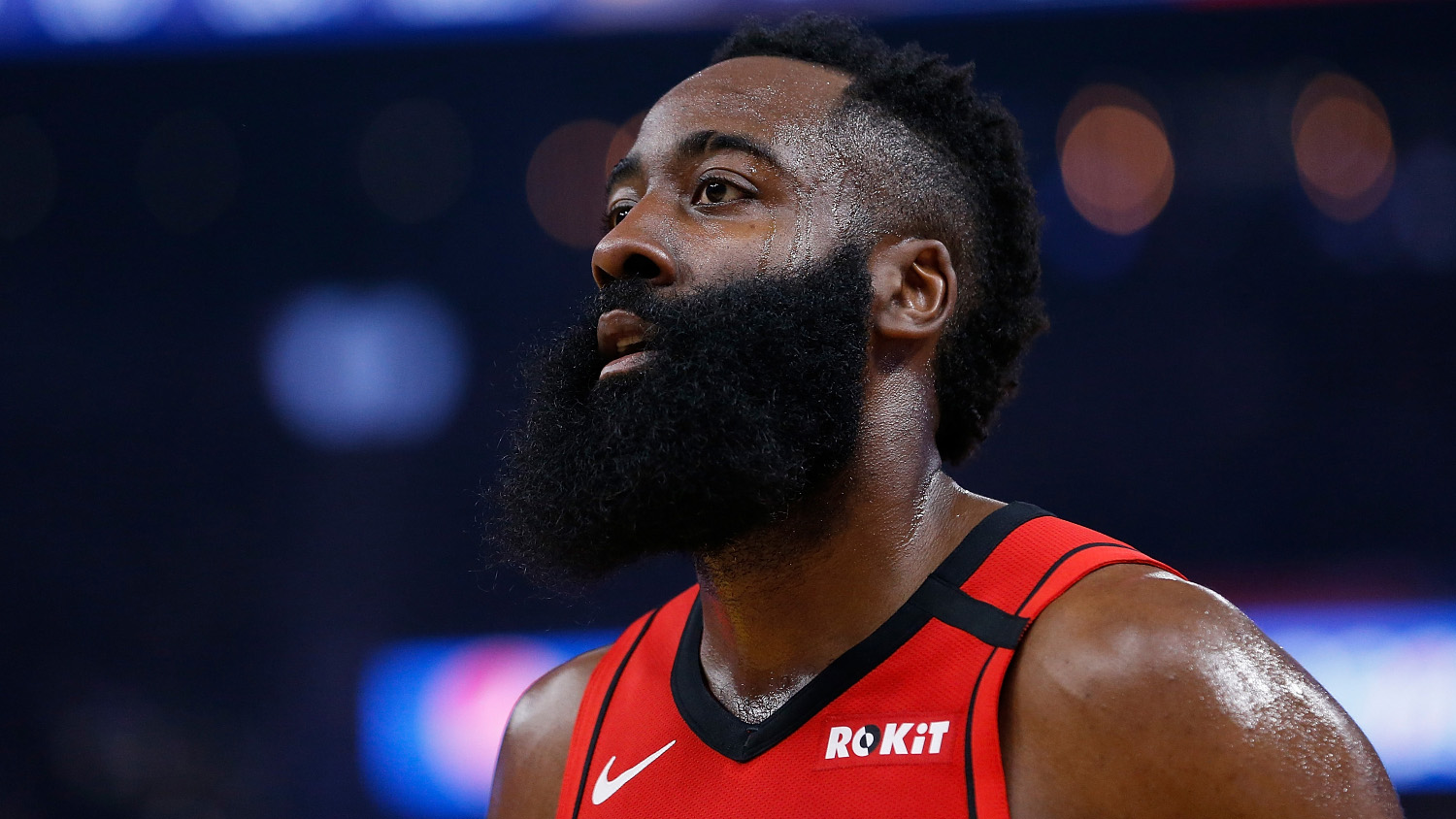 转折点！休斯敦火箭远射贴柱；欧联集结日攻防权衡；目标明确；赛程密集仍需轮换的简单介绍