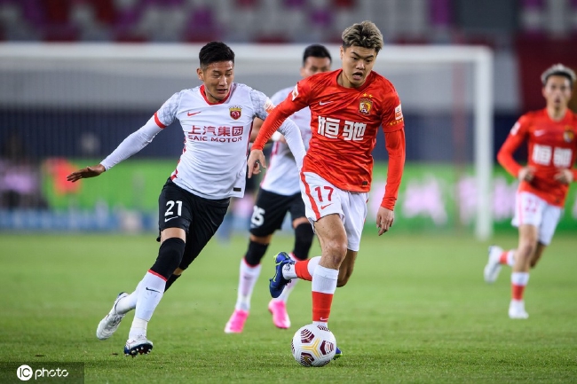 亿德体育娱乐平台国际比赛日体能课后，浙江队止住颓势备战全明星赛，球迷炸锅，更衣室氛围转暖的简单介绍