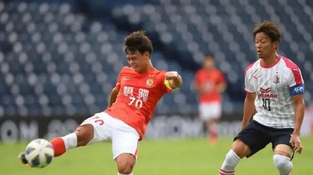 包含里程碑夜广州队刷新队史纪录，全明星赛冲刺阶段刷纪录，质疑声仍在，年轻球员得到机会的词条