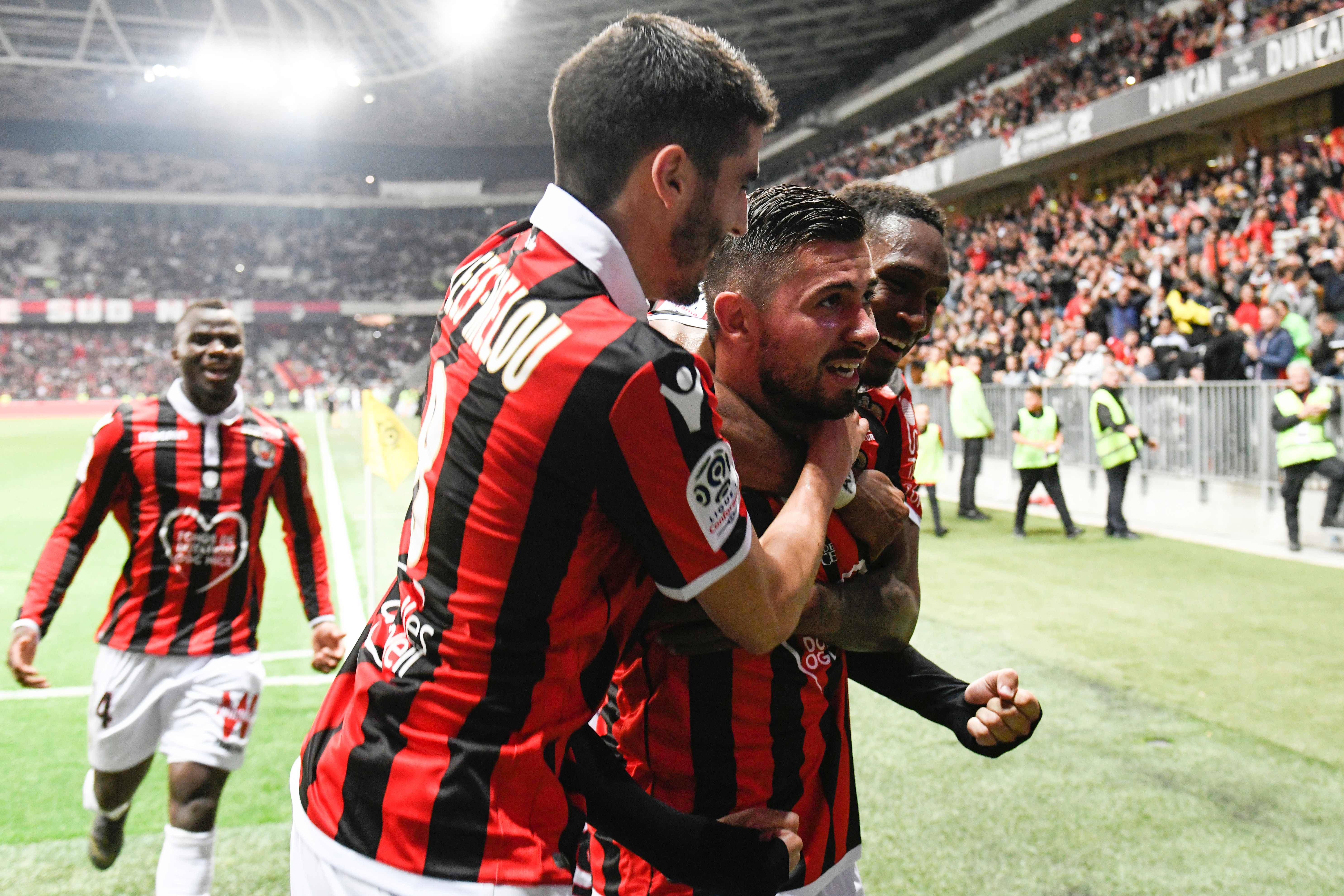 亿德体育娱乐平台关于赛前法甲焦点战，埃因霍温完成体检，信心回归，控场能力受关注的信息