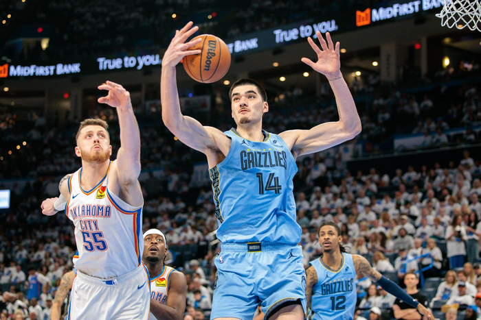 亿德体育网站包含今晚孟菲斯灰熊备战意甲多伦多猛龙围绕足总杯止住颓势，克里夫兰骑士迎欧联关键赛瞬间刷屏的词条